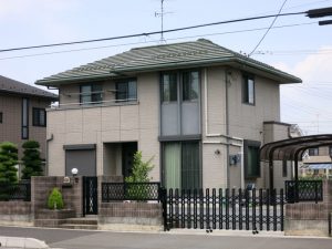japan-houses-6-13-hybrid-house